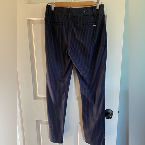 Calvin Klein Dress Pants Size 2 - Picture 5 of 6